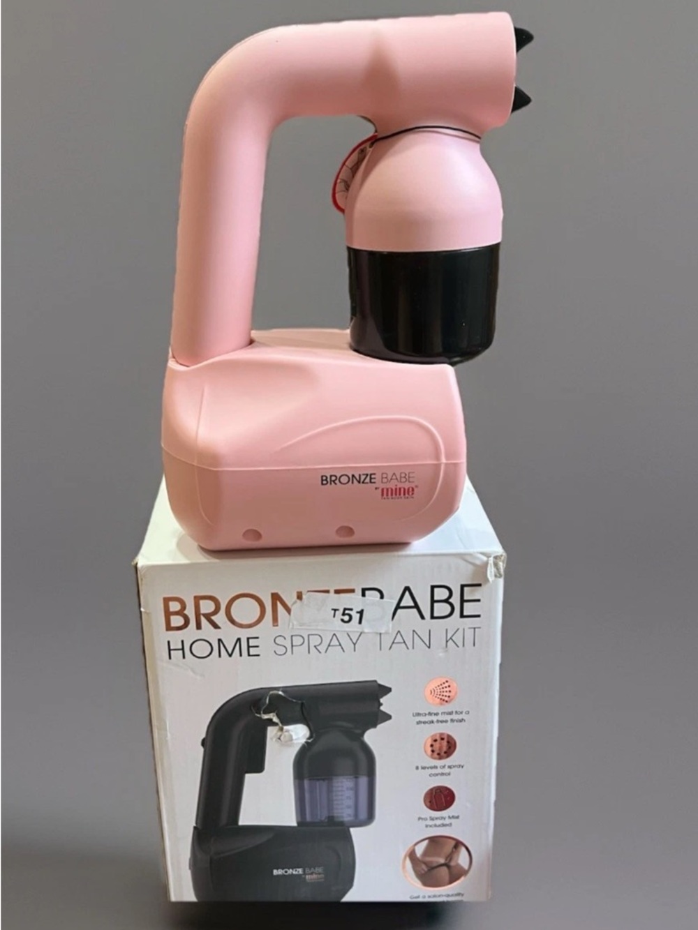 MineTan Bronze Babe Home Spray Tan Kit Machine w 8oz Double Dark Spray Mist PINK